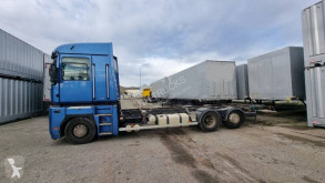 شاحنة حاملة حاويات Renault Magnum 500.26