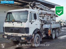 Camion betoniera autopompă de beton Mercedes SK 2628
