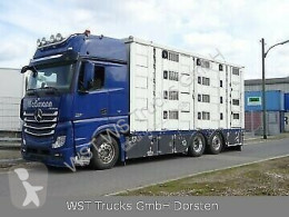 Camião Mercedes Actros Actros 2551 Menke 4 Stock Vollalu Hubach transporte de animais usado