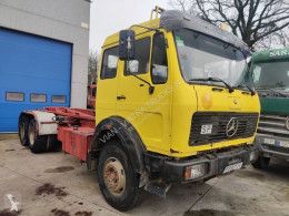 vrachtwagen haakarmsysteem