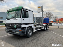 Caminhões chassis Mercedes Actros 2640
