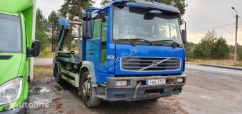 Volvo skip truck FL6