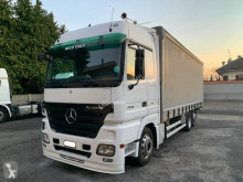 Camion centinato alla francese Mercedes Actros