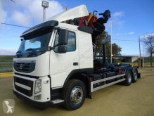Camion plateau Volvo