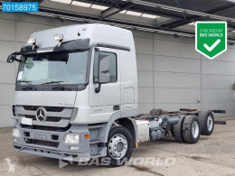 Caminhões chassis Mercedes Actros 2546