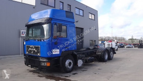 Camion MAN 26.403 châssis occasion