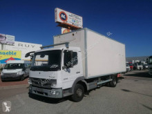 MercedesAtego1018