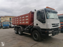 Camion Iveco Trakker AD 260 T 45 P benne occasion