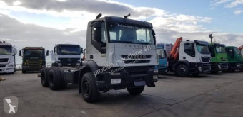 Camion telaio Iveco Trakker 260 T 36