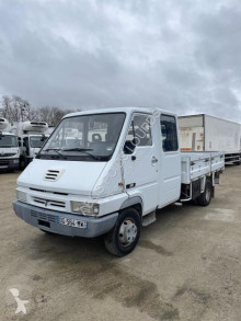 Camion Renault B120 plateau standard occasion