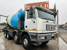 Ciężarówka betonomieszarka Astra HD7 84.45