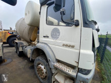 Camion Mercedes Axor béton toupie / Malaxeur occasion