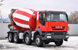 Teherautó Iveco TRAKKER 360 * Betonmischer * 8x4 * Top Zustand ! használt betonkeverő beton