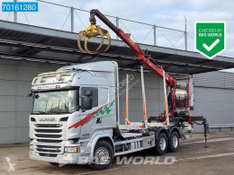Vrachtwagen Scania R 730 tweedehands houtvrachtwagen