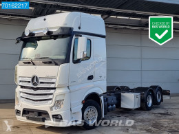 MercedesActros2551