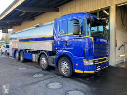 Kamion Scania R124 r124 gb 8x2 cisterna použitý