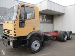 Vrachtwagen chassis Iveco Eurotrakker 260E37