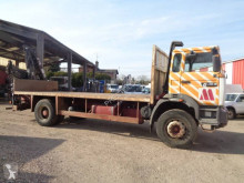 Camion plateau Renault Gamme G 300