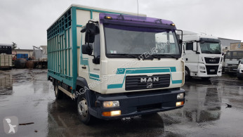 Kamion MAN LE 10.220 auto pro transport hovězího dobytka použitý