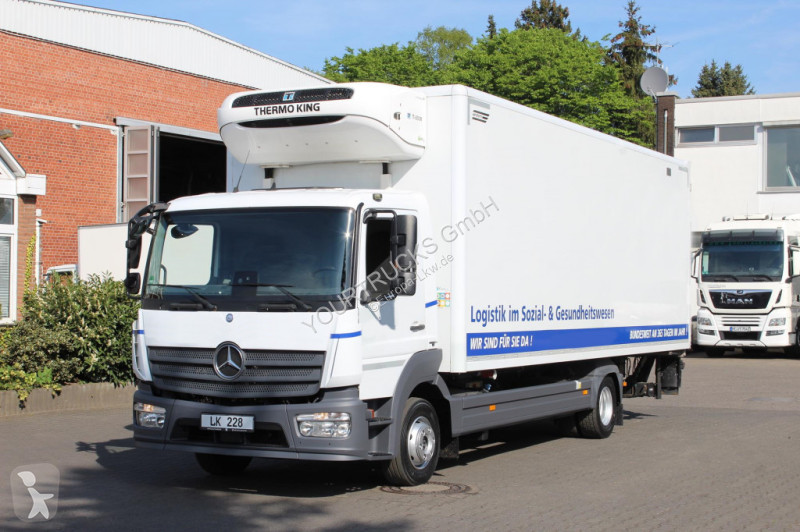 Kamion Mercedes 1221 E6 TK T-800 R Strom Türen+LBW