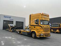Vrachtwagen met aanhanger autotransporter Scania R 520