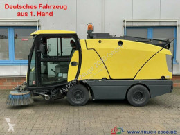 Camion balayeuse Bucher Schoerling Bucher Sweeper CN 201 Kehren + Sprühen + Klima