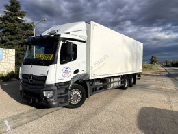 Camión Mercedes Antos 2540 frigorífico usado