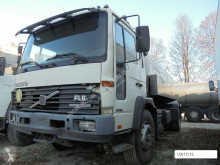 Kamion cisterna potravinářský Volvo FL6 18