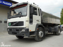 Kamion cisterna potravinářský Volvo FL220