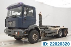 Camion MAN 26.364 - polybenne occasion