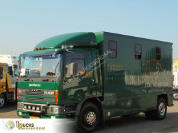 Vrachtwagen paardentrailer DAF CF65 CF 65 .180 ATI + Manual + Horse transport