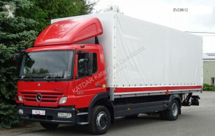 Caminhões caixa aberta com lona Mercedes Atego 1218 Euro5 firanka z windą klapa