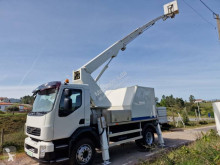 Vrachtwagen Volvo FL6 240 tweedehands hoogwerker uitschuifbaar scharnierend
