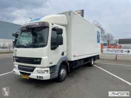 Camion fourgon DAF LF45 FA LF45 NL truck - APK / TUV 1/2023 - Lift -