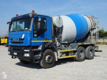 Kamion beton frézovací stroj / míchačka Iveco Trakker 380T41