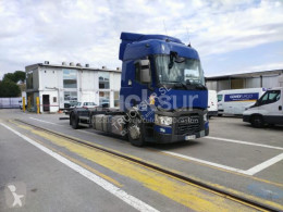 Caminhões Renault T460 SLEEPER CAB BDF usado