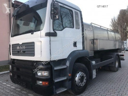 Camion citerne alimentaire MAN 18.430