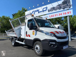 Kamion trojitá korba Iveco Daily 70C18