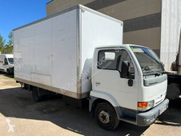 Camion Nissan Cabstar 110.35 fourgon occasion