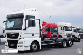 Caminhões MAN TGX / 24.440 / ACC / EURO 6 / BDF / XXL / MEGA / 7,82 M / RETARD chassis usado