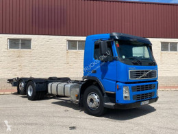Kamion podvozek Volvo FM 400