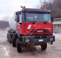 Iveco concrete mixer concrete truck Eurotrakker