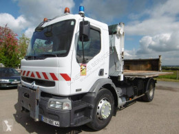 Ciężarówka Renault Midlum 220 wywrotka trójstronny wyładunek używana