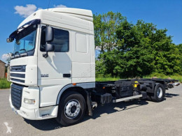 Camion DAF XF105 105.460 porte containers occasion