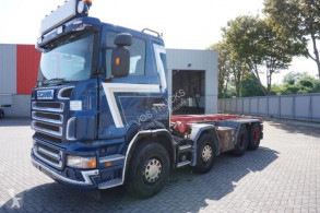 Camion Scania R 500 porte containers accidenté