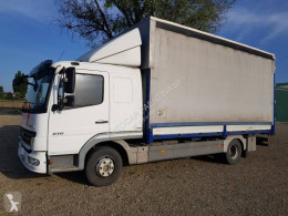 Kamion Mercedes Atego 818 posuvné závěsy použitý