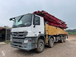 Camion Sany Mercedes-Benz Actros 4144 concrete pump truck 56mt 8x4 béton toupie / Malaxeur occasion