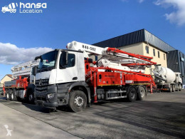 Camion béton pompe à béton Mercedes Arocs 2640