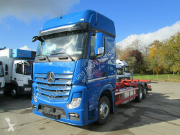 Vrachtwagen chassis Mercedes Actros ACTROS 2542 L GIGASPACE BDF-Fahrgestell 7,45 m