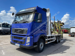 Camião transporte de madeira Volvo FH13 500